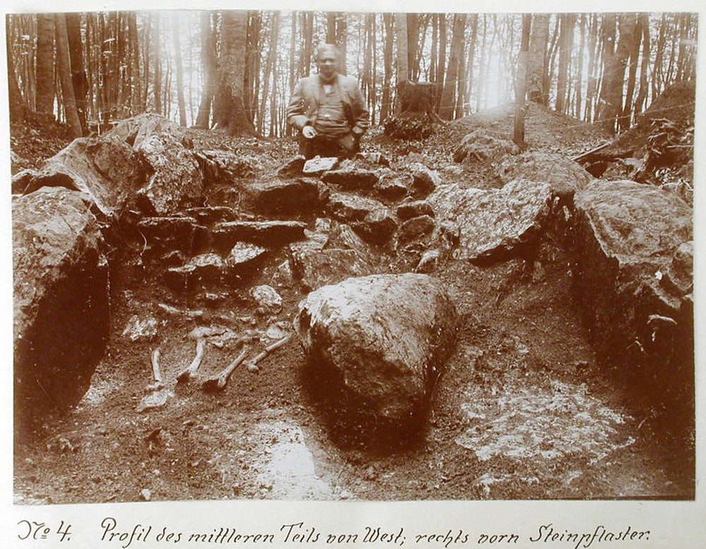 Die Ausgrabungssituation 1906/07 (Foto: SMB-PK/MVF, IA 10, Bd. 5, E 136/09 (DP 003400)).