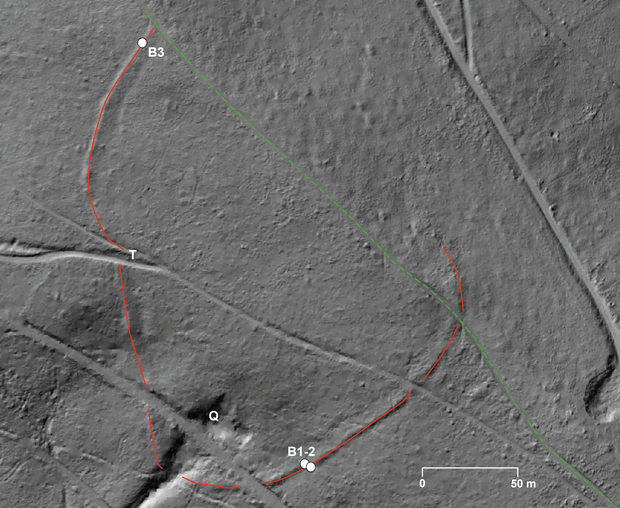 Gesamtplan mit eingezeichnetem Weg- und Wallverlauf