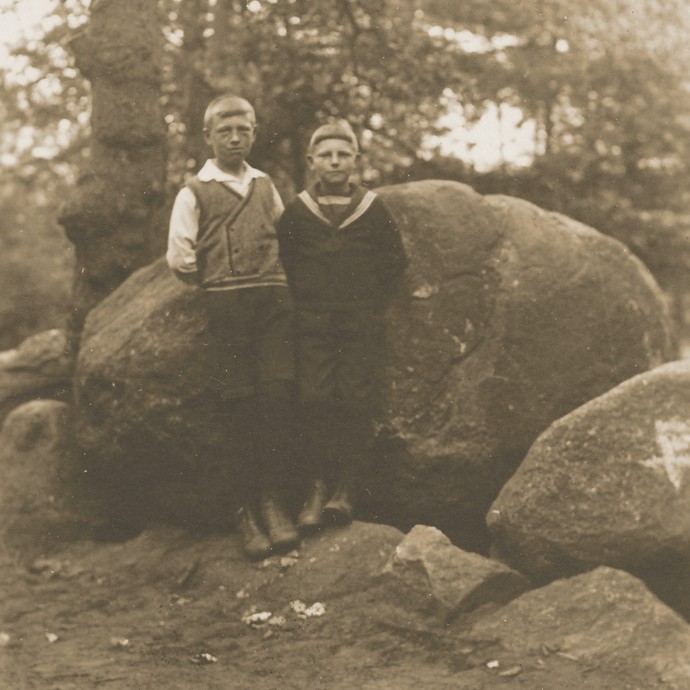Fotografie der Düwelsteene, 1932-1950. (vergrößerte Bildansicht wird geöffnet)