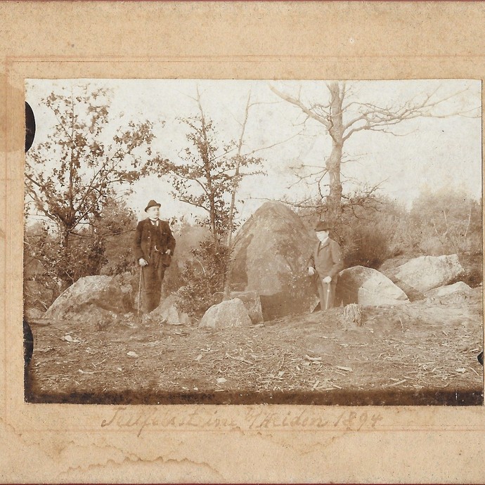 Älteste Fotografie der Düwelsteene von 1894. (vergrößerte Bildansicht wird geöffnet)