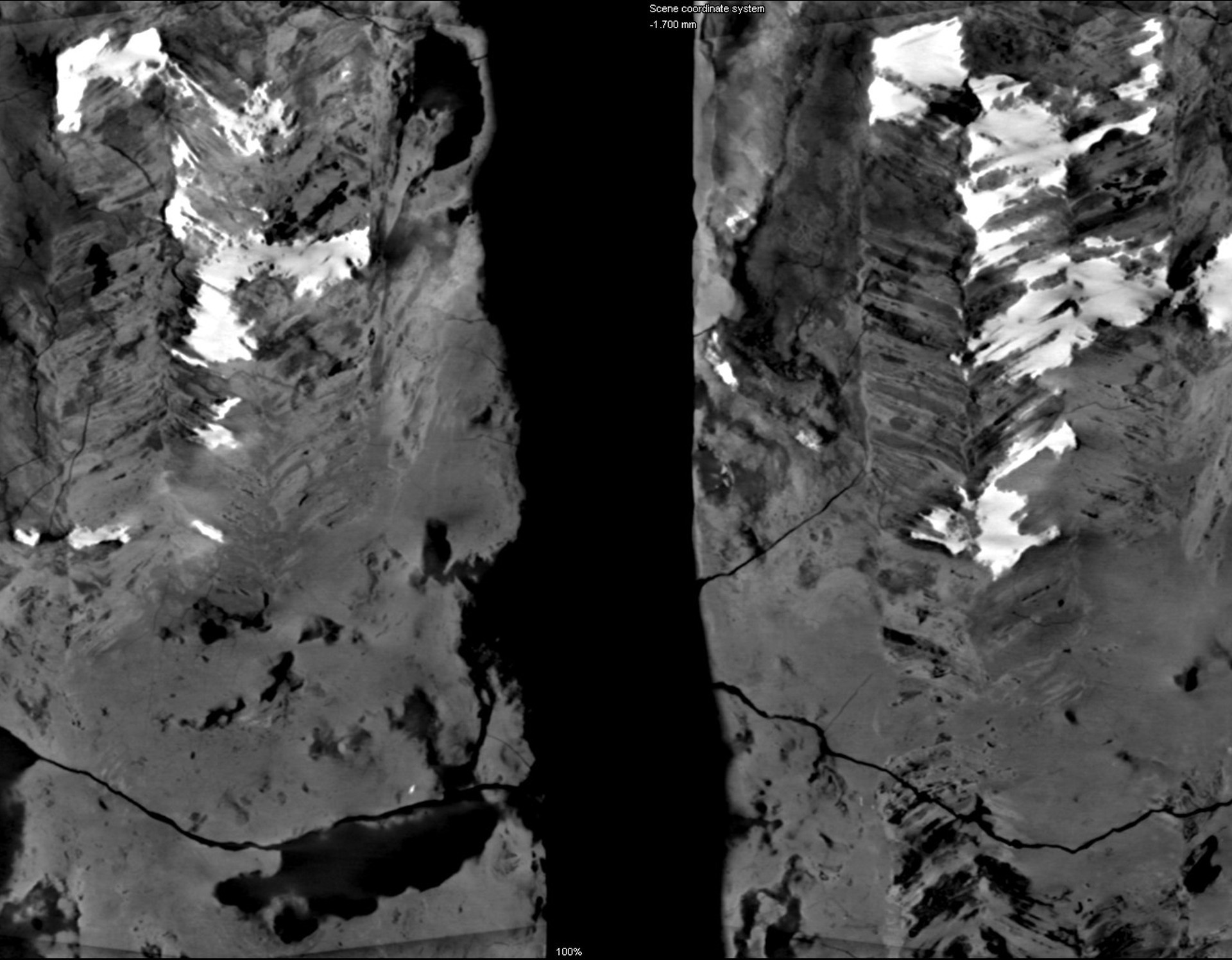 CT-Scan einer Schwertklinge CT-Scan einer Schwertklinge