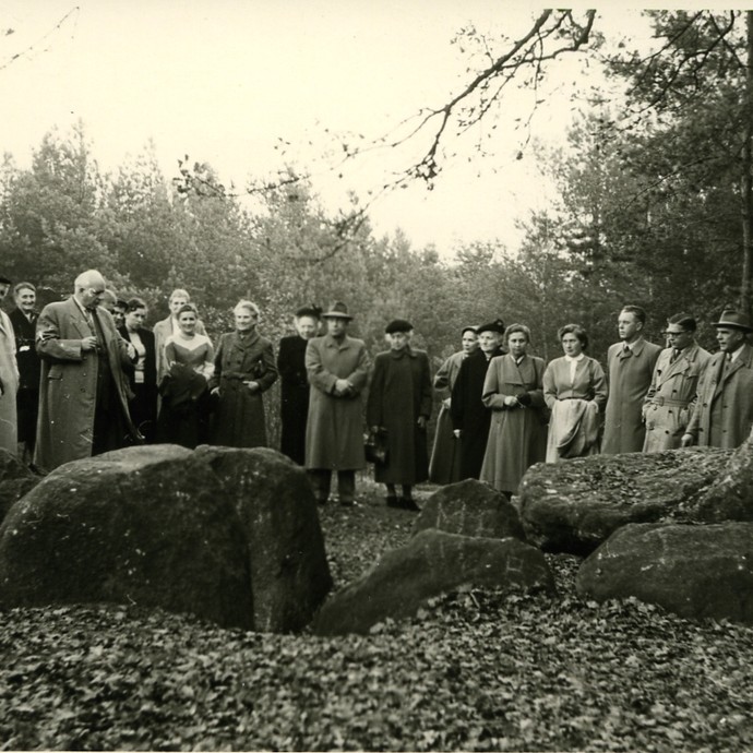 Fotografie der Düwelsteene, um 1950. (vergrößerte Bildansicht wird geöffnet)