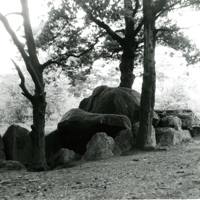 Fotografie der Düwelsteene, nach 1932. (vergrößerte Bildansicht wird geöffnet)