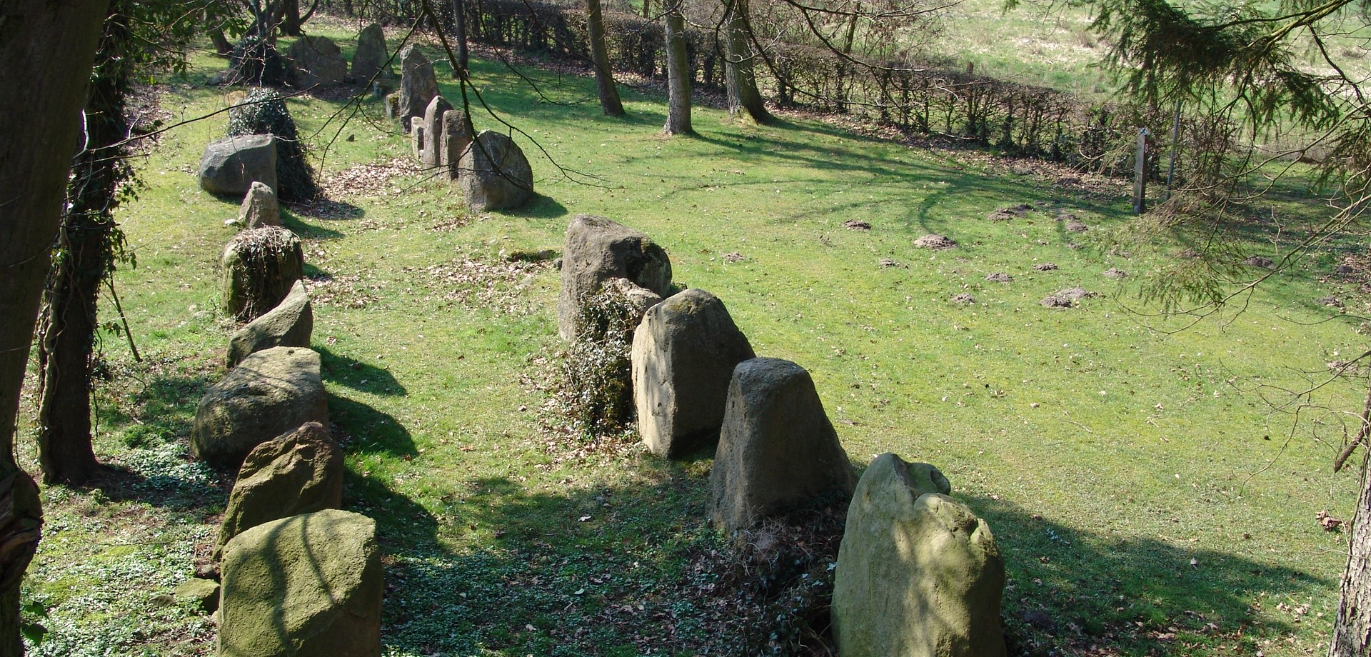 Das Großsteingrab von Lengerich-Wechte (Foto: LWL-Archäologie/B. Stapel).