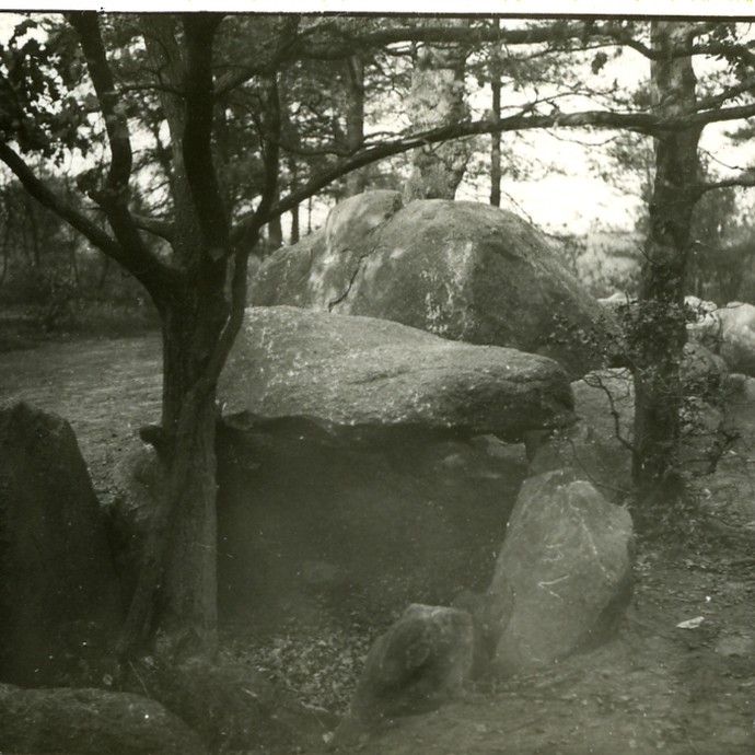 Fotografie der Düwelsteene, nach 1932. (vergrößerte Bildansicht wird geöffnet)