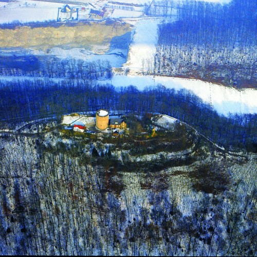 Luftbild der Burg Ravensberg von Süden, 1986 (LWL-AfW/Kühlborn).