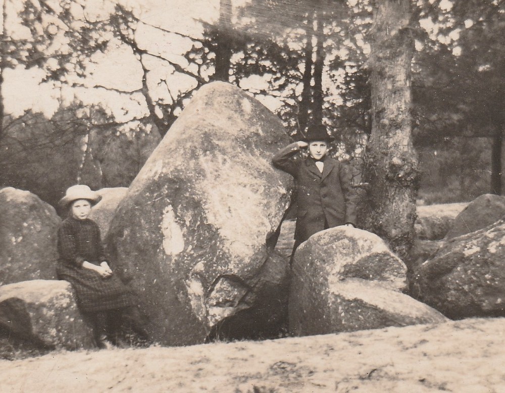 Fotografie der Düwelsteene von 1928 (Fam. Lobu).