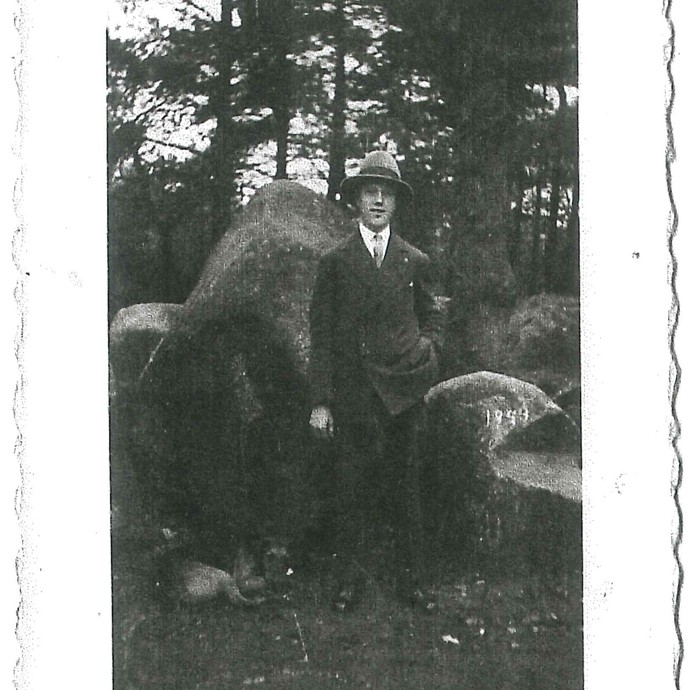 Fotografie der Düwelsteene, 1931. (vergrößerte Bildansicht wird geöffnet)