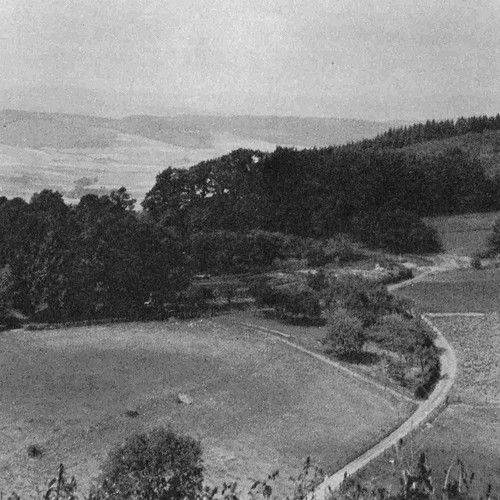 Blick auf das Jäckelchen (links) vom Quinhagen aus (Hömberg 1985, Titelbild).