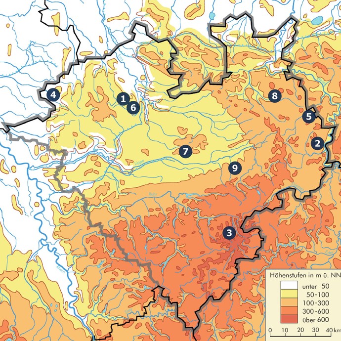 Westfalenkarte mit Standorten der in der blauen Reihe veröffentlichten Landwehren (Altertumskommission/Jüngerich).