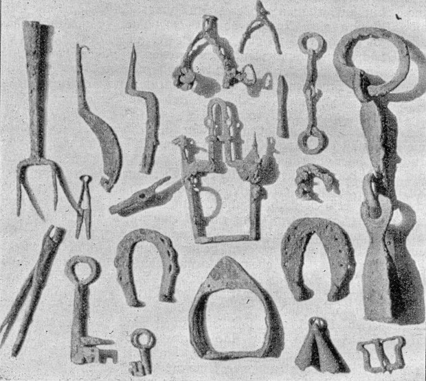 Eisenfunde der Grabung von 1901 (Best/ Rüthing 2006, Abb. 15). Eisenfunde der Grabung von 1901 (Best/ Rüthing 2006, Abb. 15).